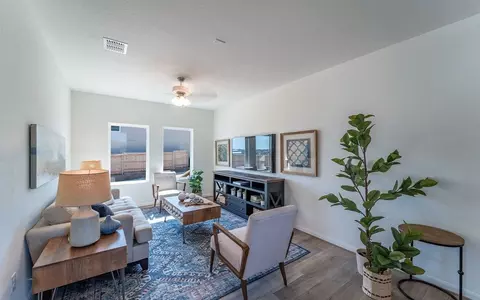 Living - 10403 Salitrillo Bnd, Converse, TX 78109 photo 2 of 2