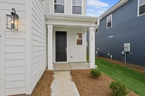 Exterior - 629 Sweetspire Trl, Seneca, SC 29678 photo 3 of 6