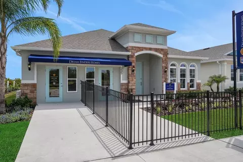 Exterior - 235 Meredith Blvd, Winter Haven, FL 33881 photo 5 of 7
