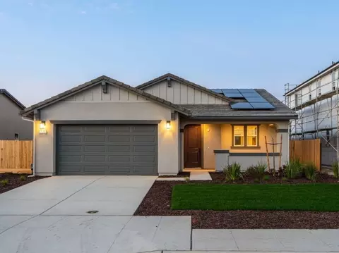 776 E Boornazian Ave, Fowler, CA 93625