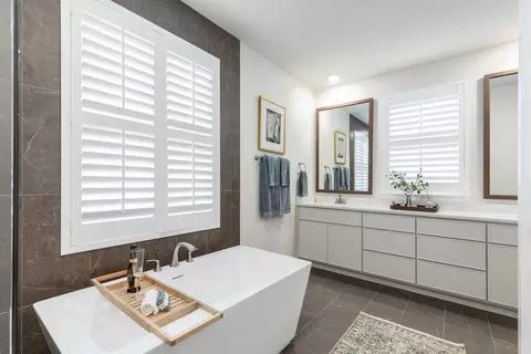 Bath - 6308 Mcmurtry St, Austin, TX 78747 photo 1 of 7