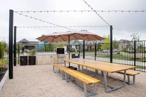 View/Area - 6308 Mcmurtry St, Austin, TX 78747 photo 5 of 10
