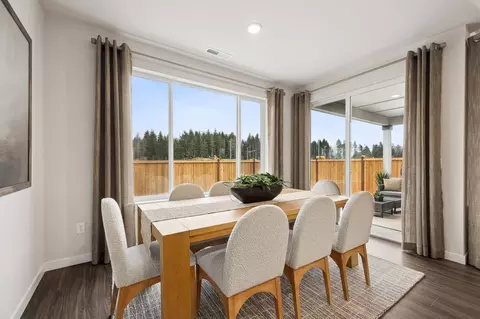 Dining - 44807 244th Ave SE, Enumclaw, WA 98022 photo 1 of 1