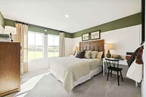 Bedroom - 5117 Shepherds Gln, Willoughby, OH 44094 photo 4 of 4