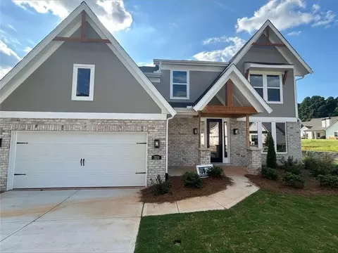 320 Cherokee Rose Ln, Hoschton, GA 30548