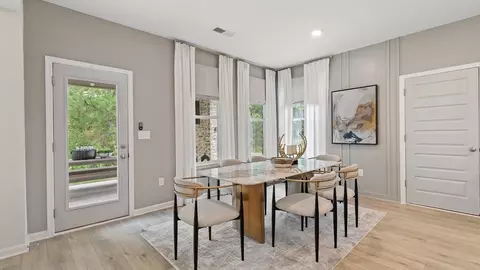 Dining - 100 Haverling Pass, Hampton, GA 30228 photo 3 of 4