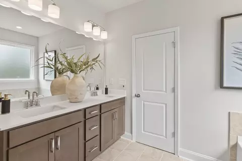 Bath - 331 Meacham Ct, Dacula, GA 30019 photo 8 of 26