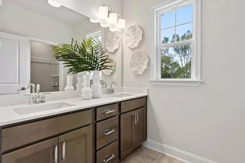 Bath - 331 Meacham Ct, Dacula, GA 30019 photo 11 of 26