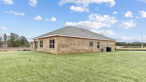 Exterior - 816 Fairway Ave, Byram, MS 39272 photo 10 of 10