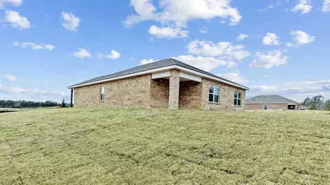 Exterior - 816 Fairway Ave, Byram, MS 39272 photo 7 of 10