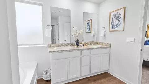 Entry Way - 816 Fairway Ave, Byram, MS 39272 photo 11 of 11
