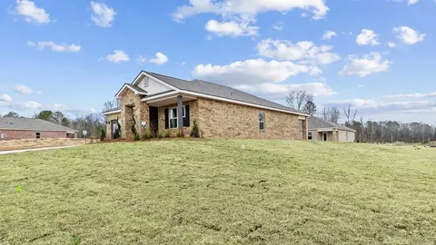 Exterior - 816 Fairway Ave, Byram, MS 39272 photo 6 of 10