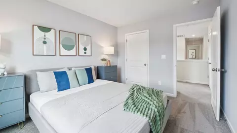 Bedroom - 4697 Fanning Rd, Hickory, NC 28602 photo 16 of 18