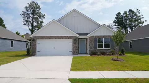 337 Oakmont Cir, Calera, AL 35040