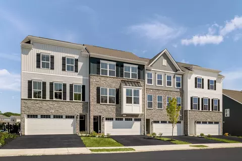 35 Silas Rd, Budd Lake, NJ 07828