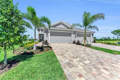 Exterior - 304 Monet Trl, Bradenton, FL 34212 photo 5 of 12