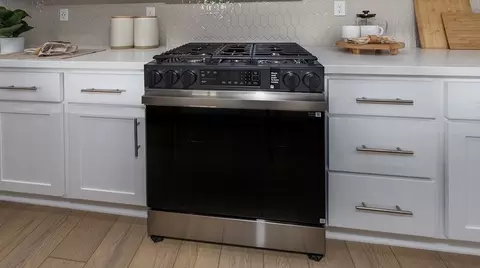 Kitchen - 2647 Beckett St, Tracy, CA 95377 photo 5 of 8