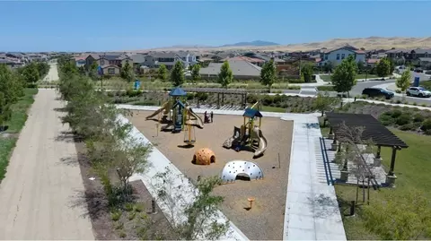 View/Area - 2647 Beckett St, Tracy, CA 95377 photo 24 of 25