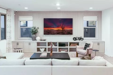 Living - 10430 E Unger Ave, Mesa, AZ 85212 photo 3 of 3