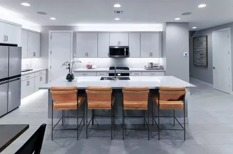 Kitchen - 10430 E Unger Ave, Mesa, AZ 85212 photo 5 of 5