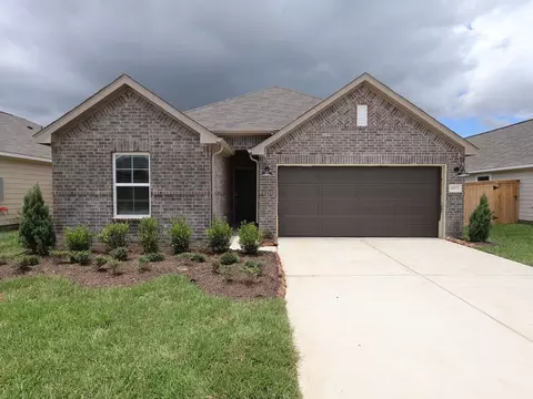 1077 Garnet Star Dr, La Marque, TX 77568