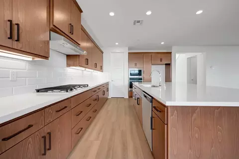 Kitchen - 2567 Lavender Pl, Fairfield, CA 94533 photo 4 of 13