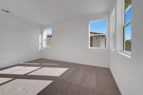 Bedroom - 2567 Lavender Pl, Fairfield, CA 94533 photo 8 of 22