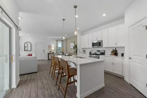 Kitchen - 1719 Columbus Path, Saint Cloud, FL 34771 photo 8 of 21