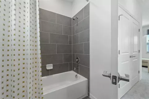 Bath - 1719 Columbus Path, Saint Cloud, FL 34771 photo 1 of 14