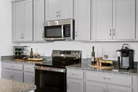 Kitchen - 1719 Columbus Path, Saint Cloud, FL 34771 photo 11 of 21