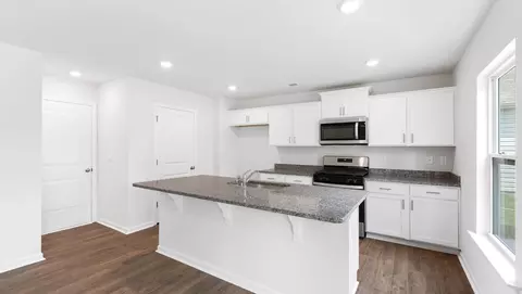 Kitchen - 2296 Springview Ct, Boiling Springs, SC 29316 photo 2 of 8