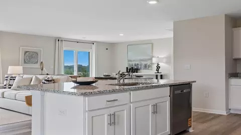 Kitchen - 2296 Springview Ct, Boiling Springs, SC 29316 photo 7 of 8