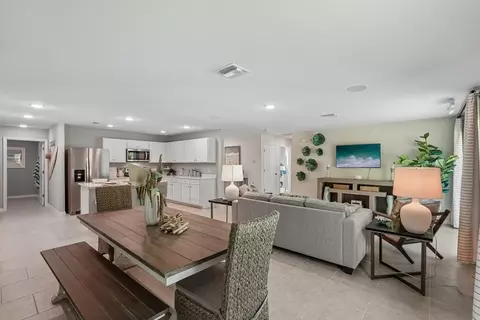 Dining - 6310 Grapewood Rd, Spring Hill, FL 34609 photo 1 of 1