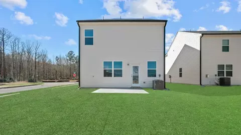 Exterior - 108 Oakchase Park Ln, Hampton, GA 30228 photo 2 of 7
