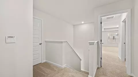 Entry Way - 108 Oakchase Park Ln, Hampton, GA 30228 photo 4 of 5