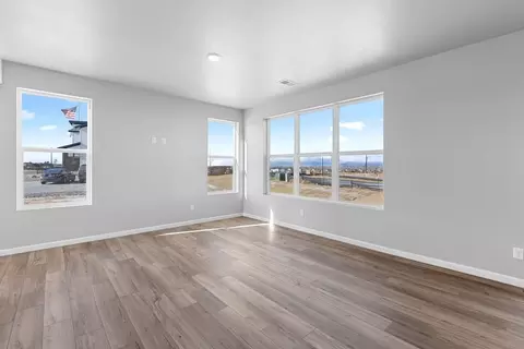 6765 Utica Cir, Longmont, CO 80504