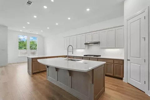 Kitchen - 325 Vale Run, Kyle, TX 78640 photo 1 of 4