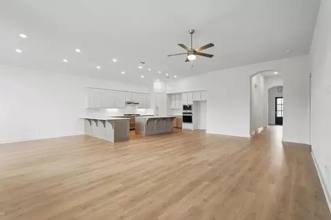Living - 325 Vale Run, Kyle, TX 78640 photo 4 of 6