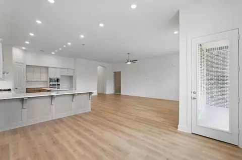 Living - 325 Vale Run, Kyle, TX 78640 photo 6 of 6