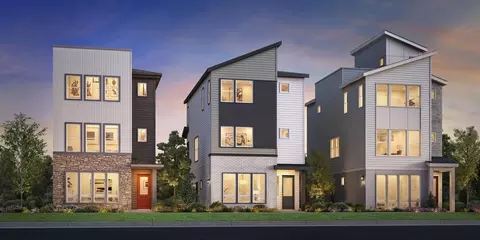10851 E Hinsdale Cir, Centennial, CO 80112
