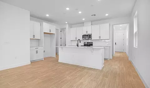 Kitchen - 1663 Crooked Creek St, Saint Cloud, FL 34771 photo 2 of 5