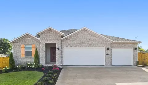 721 Crystal Dr, Prairie Grove, AR 72753