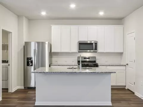 104 Maple Hedge Rd, Hutto, TX 78634