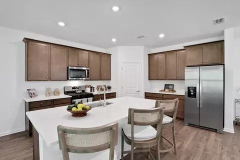 Kitchen - 14184 Epply Dr, Jacksonville, FL 32218 photo 8 of 9