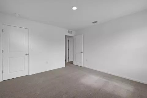 Bedroom - 14184 Epply Dr, Jacksonville, FL 32218 photo 1 of 8