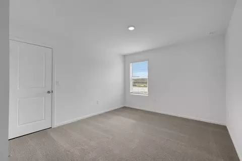 Bedroom - 14184 Epply Dr, Jacksonville, FL 32218 photo 4 of 8
