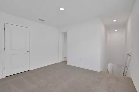 Bedroom - 14184 Epply Dr, Jacksonville, FL 32218 photo 5 of 8
