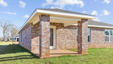 Exterior - 34 Kings Crossing Dr, Lucedale, MS 39452 photo 3 of 4