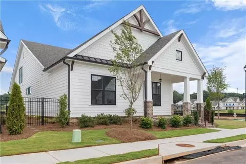 510 Godfrey Dr, Cumming, GA 30040