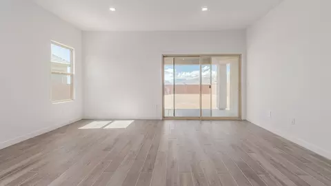 Living - 14011 E Canidae Dr, Vail, AZ 85641 photo 2 of 7